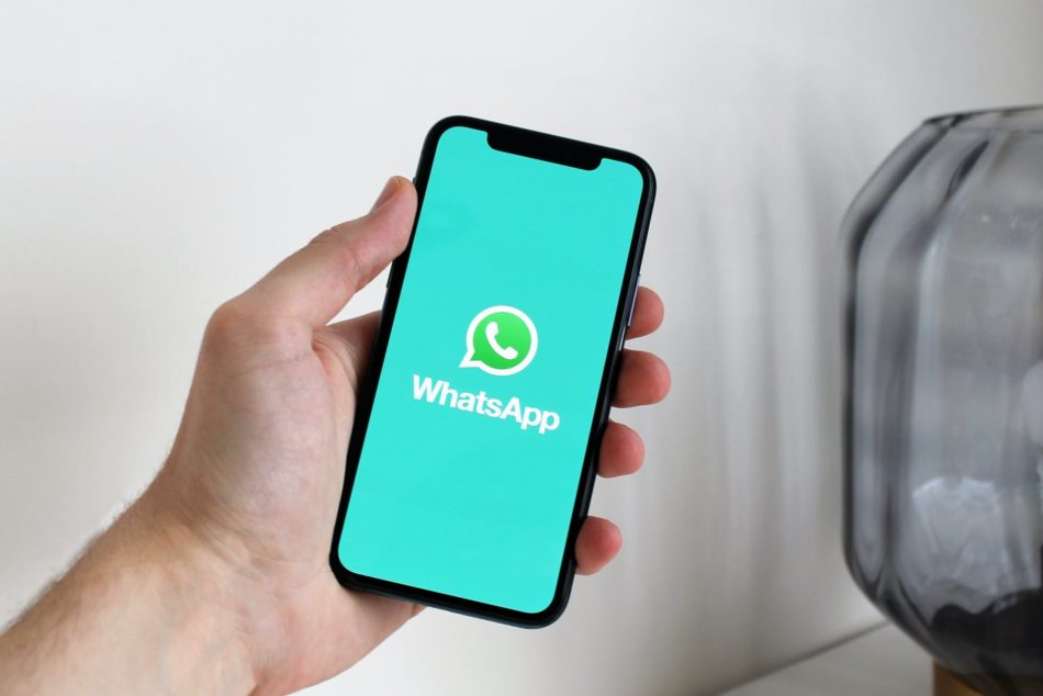 WABetaInfo descobriu agora um novo recurso no código-fonte do WhatsApp que permite que você analise essas mensagens de voz antes de enviá-las.