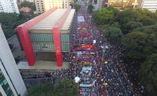 Estão registrados ao menos 408 manifestações que ocorrerão em todo o Brasil