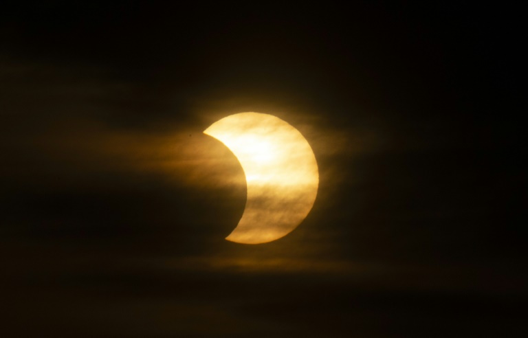 O último eclipse híbrido ocorreu em novembro de 2013, e o próximo eclipse solar híbrido - depois do deste ano - só ocorrerá em novembro de 2031.
