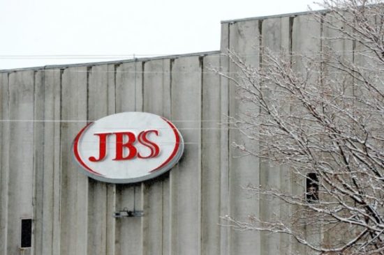 JBS pagou R$ 55 milhões em bitcoins para retomar produção