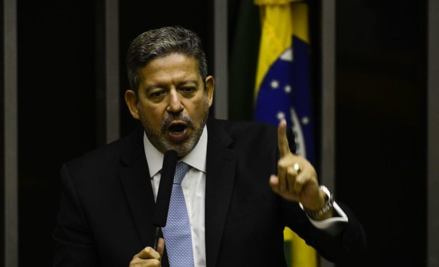 O deputado Arthur Lira teria negociado relatoria da reforma tributária com Luis Miranda para se eleger para a presidência da Câmara