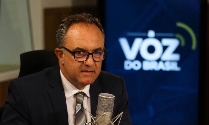 O secretário Nacional dos Direitos da Criança e do Adolescente, Maurício Cunha, participa do programa A Voz do Brasil