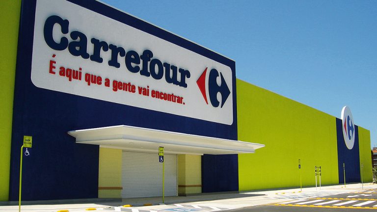O Carrefour informou, nesta quarta-feira, 28, que obteve prejuízo líquido de 21 milhões de euros no primeiro semestre de 2021