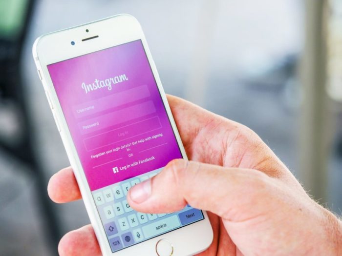 Usuários do Instagram relatam instabilidade para acessar a rede social na noite desta segunda-feira (12); problema atinge diversos países