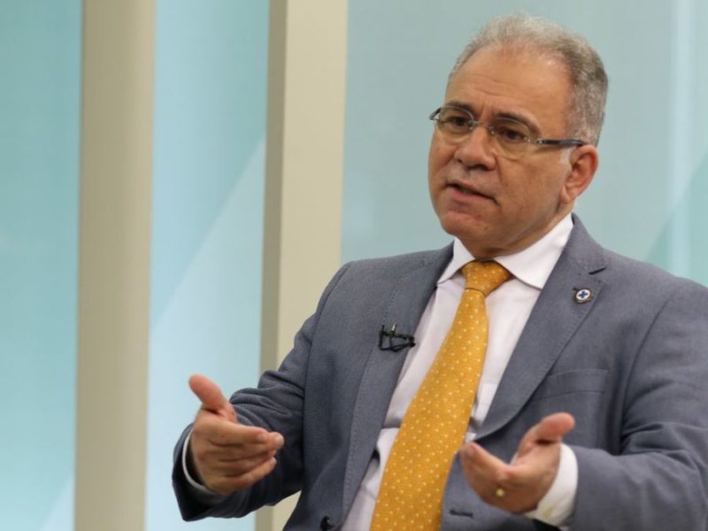 O ministro da Saúde, Marcelo Queiroga negou urgência em decidir sobre vacinação de crianças