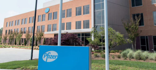 Pfizer recebeu autorização da Anvisa para conduzir estudo clínico no Brasil sobre a efetividade de uma dose de reforço para maior proteção contra a infecção