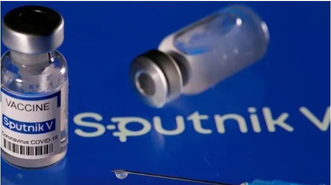 Estudos anteriores descobriram que duas doses da vacina Sputnik V resulta em 92% de eficácia contra a infecção por Covid-19.
