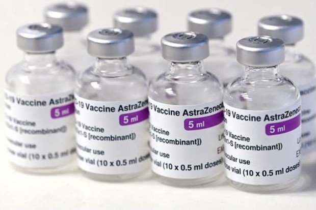 duas doses de pfizer ou astrazenca variante delta