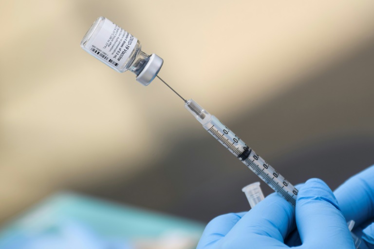 A Dinamarca está investigando casos de efeitos colaterais após aplicação de vacina contra a covid-19