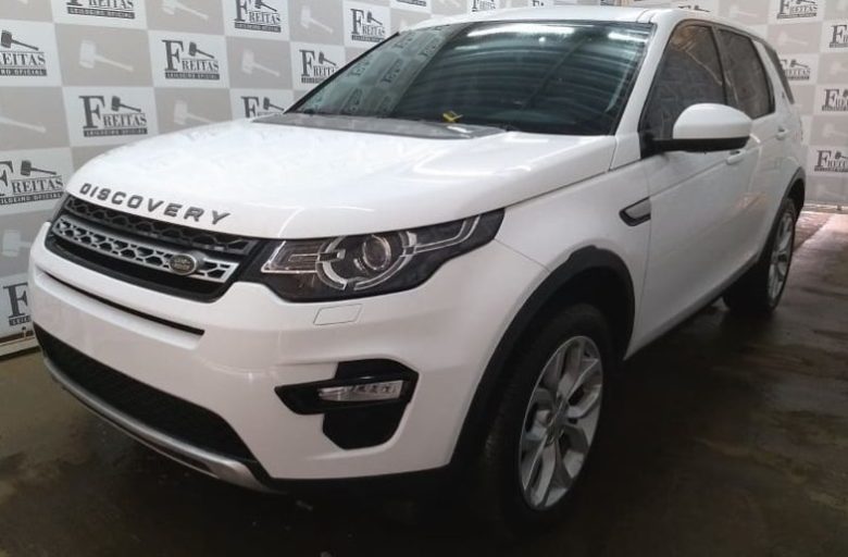 Land Rover Discovery está na lista dos veículos que serão leiloados