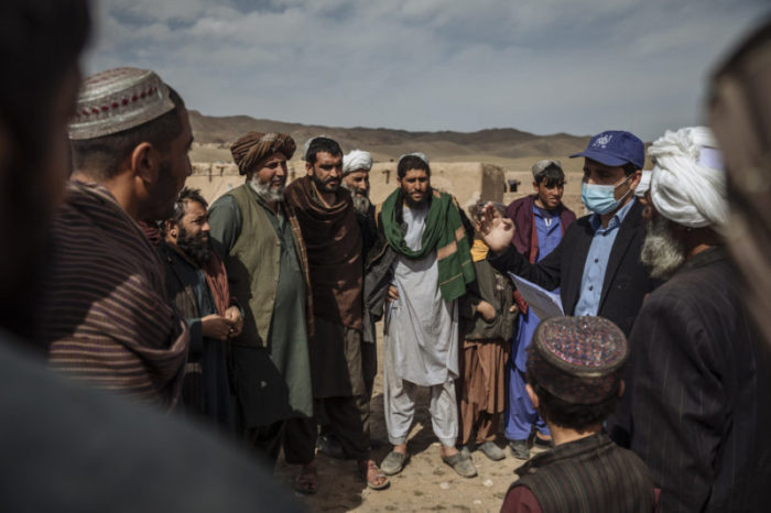 Organização Internacional para Migração estima que 5 milhões de afegãos estão sendo deslocados após a retomada do poder pelo Talibã