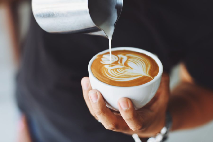 O estudo observou uma queda de 60% no risco desenvolver câncer de próstata fatal independentemente de ser café descafeinado ou regular.