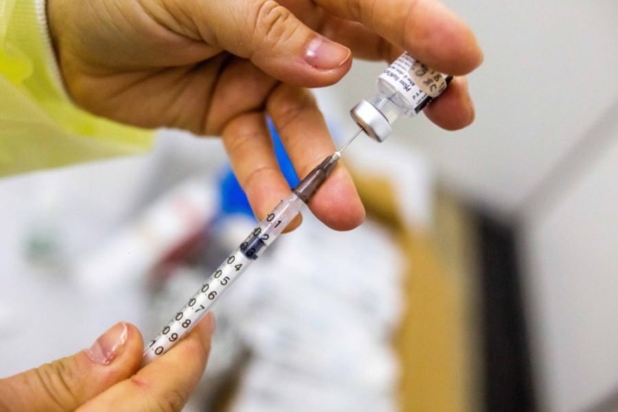 Para se vacinar é necessário apresentar um comprovante de residência