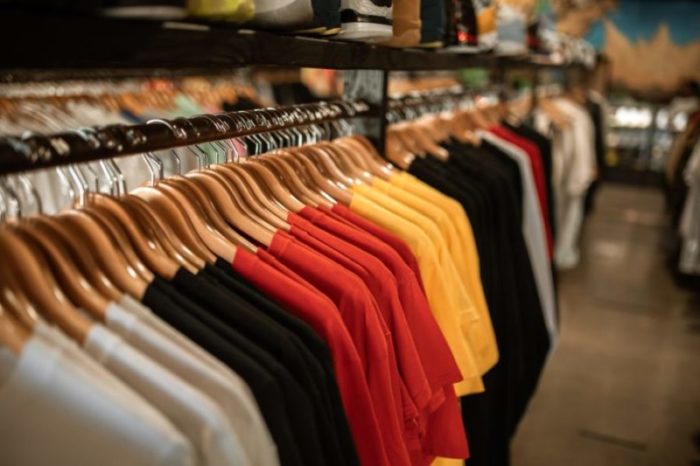 Segundo o Sebrae, o segmento de lojas de roupas foi o que mais registrou novas empresas neste ano
