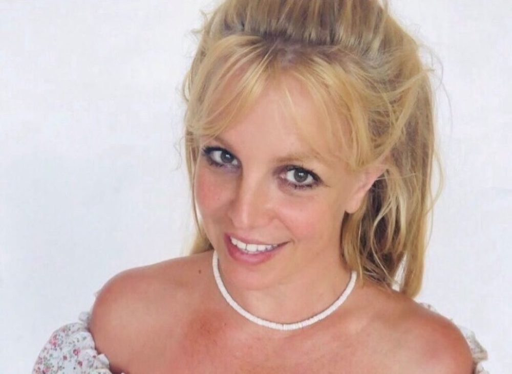 Britney Spears pede que a Justiça adiante a formalização do fim da tutela de seu pai
