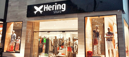 A Cia Hering e a Soma anunciaram o fechamento da operação envolvendo as duas empresas; iniciativa cria uma das maiores empresas do varejo de moda do Brasil