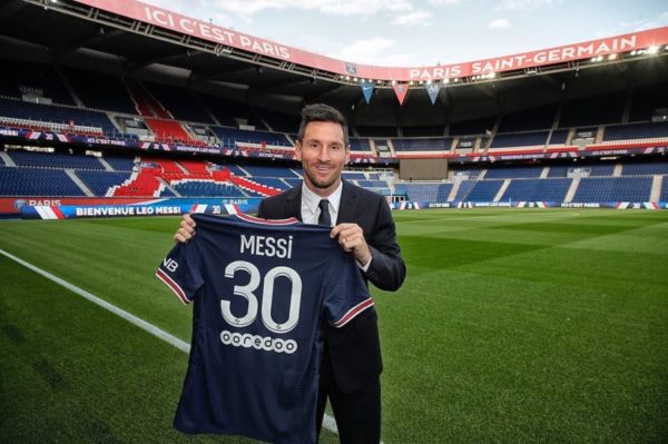 Lionel Messi mudou-se recentemente à França para jogar pelo Paris Saint-Germain