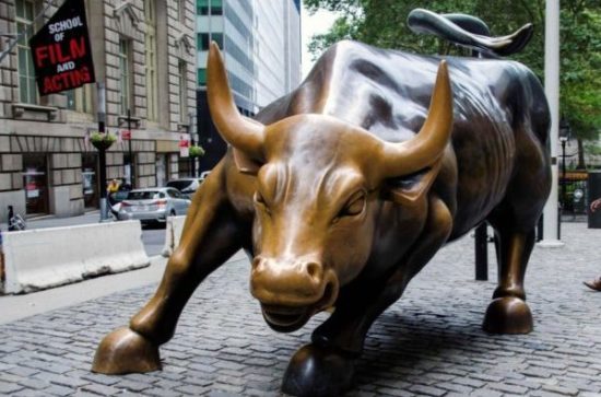 Economistas de Wall Street admitem desaceleração da retomada econômica, mas não acreditam em nova recessão