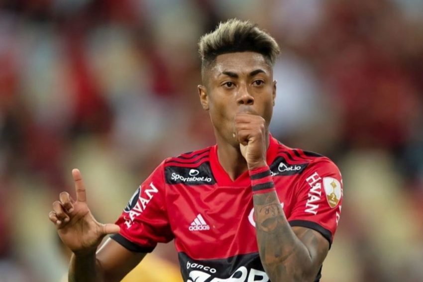 Atacante do Flamengo, Bruno Henrique é processado em R$ 13 milhões