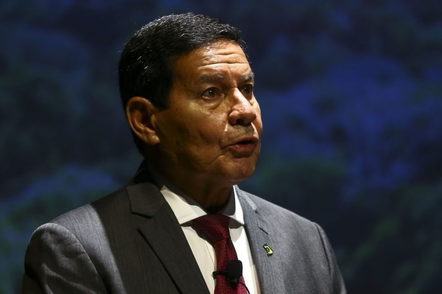 Vice-presidente Hamilton Mourão defendeu a privatização da Petrobras