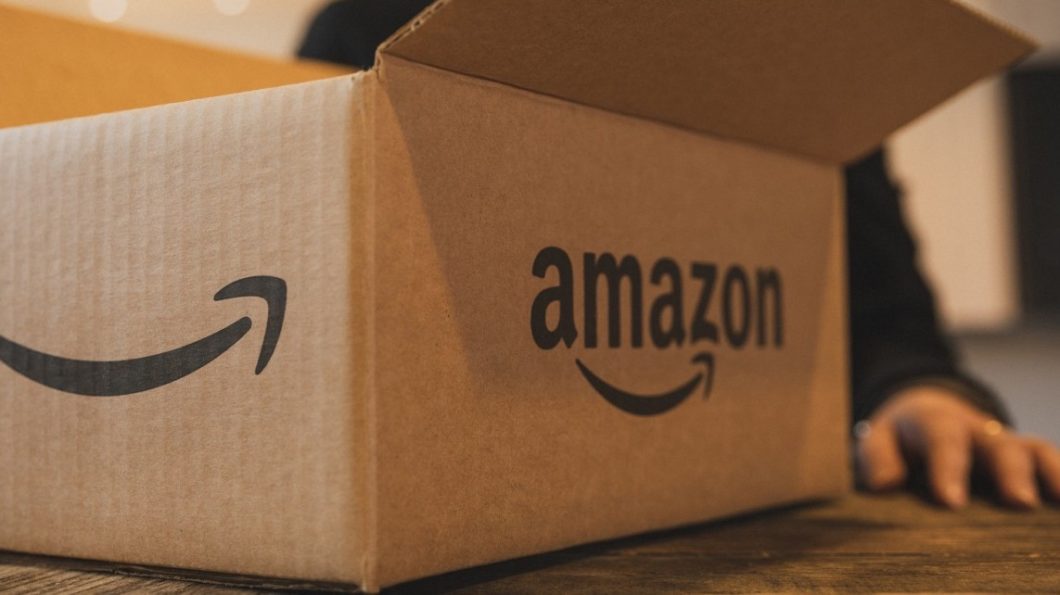 Cupons de desconto da Amazon foram acumulados até produtos saírem de graça