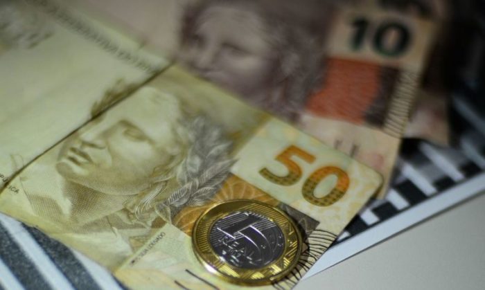 O Auxílio Brasil, programa de transferência de renda que substituirá o Bolsa Família, começa a ser pago a partir de 17 de novembro