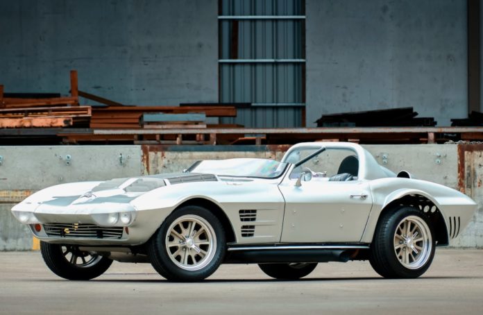 Ao todo, o estúdio tinha 12 réplicas personalizadas do Corvette Grand Sport