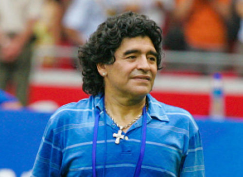 Torcedores planejaram roubar o coração de Maradona