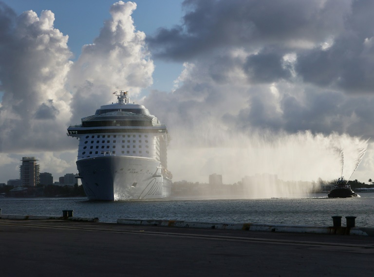 O navio 'Odyssey of The Seas', da Royal Caribbean, chega a Port Everglades em 10 de junho de 2021 em Fort Lauderdale, Flórida
