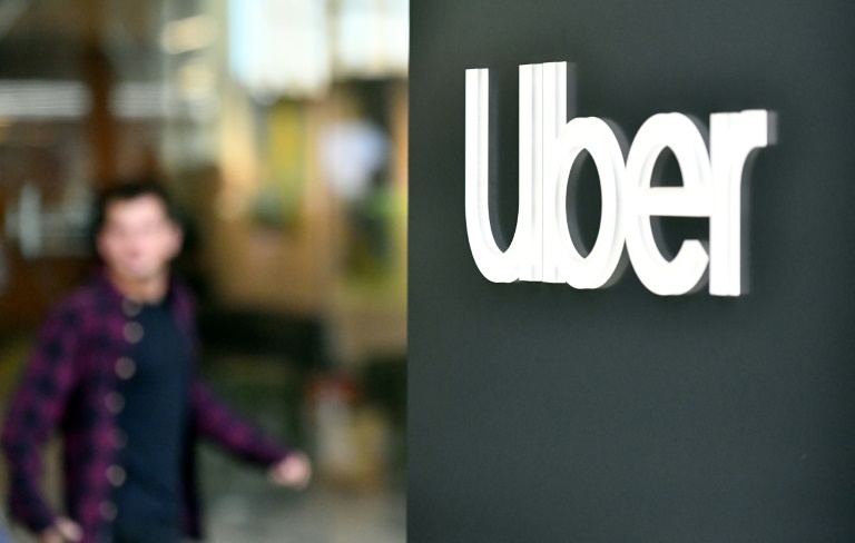 Uber anunciou que vai repassar alta dos combustíveis para os passageiros