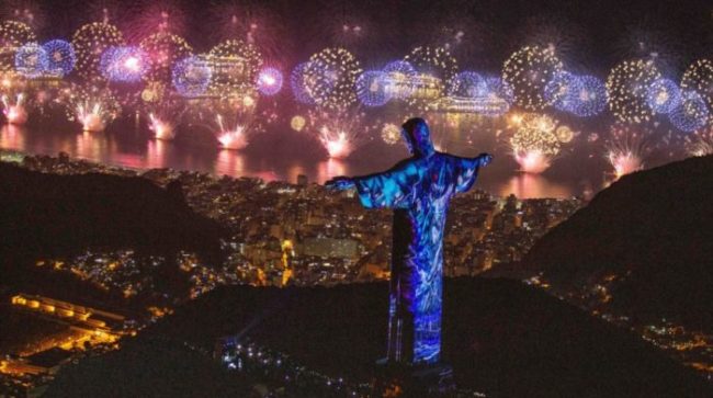 Rio de Janeiro ainda precisa concluir editais de queima de fogos do Réveillon