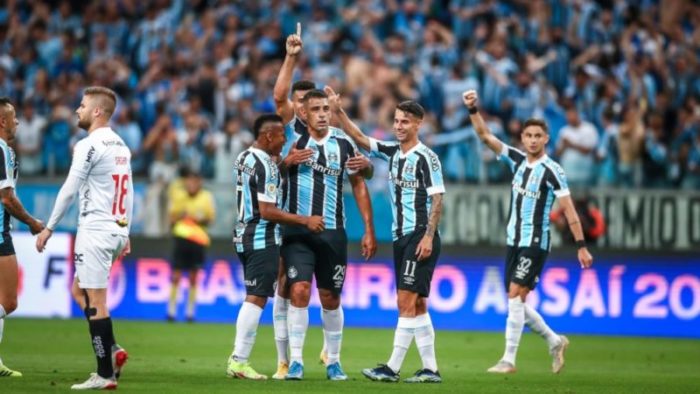 Um dos clubes mais tradicionais do futebol brasileiro, o Grêmio vai jogar a Série B no ano que vem