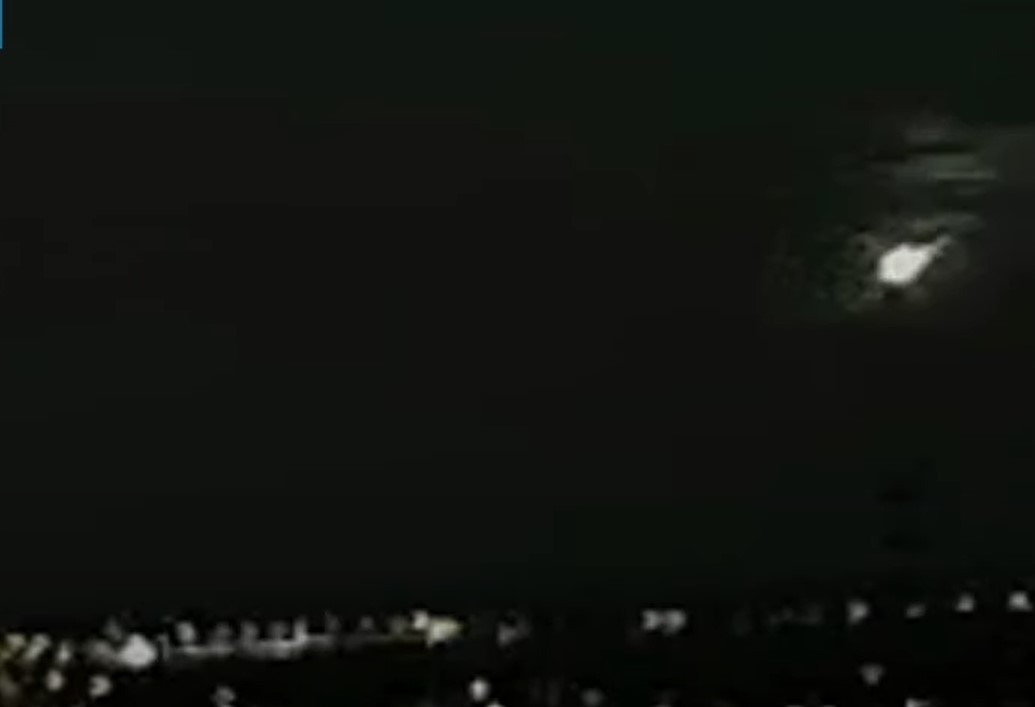 Segundo a Rede Brasileira de Observação de Meteoros, o clarão e o estrondo foram gerados por um bólido, que nada mais é do que um meteoro muito brilhante. 