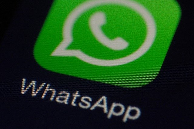 Possibilidade de usar o WhatsApp em até quatro dispositivos simultâneos pode dificultar a percepção de invasões