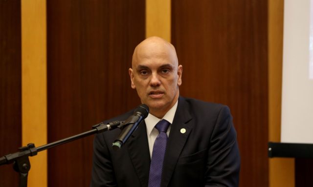 Alexandre de Moraes, que tinha pedido vistas do processo, votou a favor da revisão da vida toda do INSS