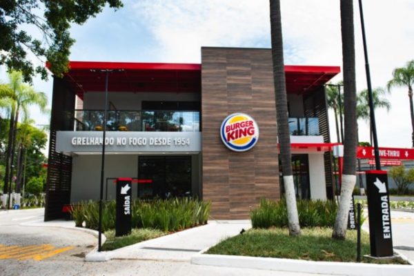 Burger King abre 1.162 vagas de emprego em cinco estados