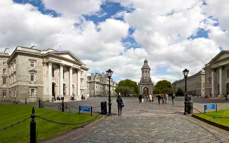 O programa é direcionado para quem desejam estudar no Trinity College Dublin, na Irlanda