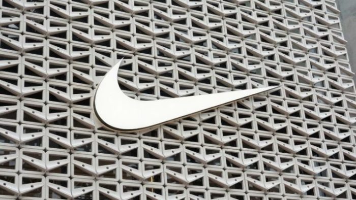 Nike acusa StockX de comercializar NFT de seus produtos sem sua autorização