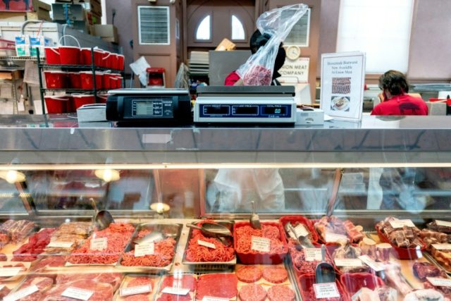 Carnes em mercado de Washington, em foto de 8 de fevereiro de 2022