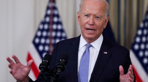 O presidente dos EUA, Joe Biden, condenou um "ataque não provocado e injustificado das forças militares russas" em um comunicado após explosões na Ucrânia.