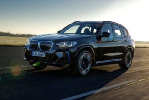 BMW anuncia a chegada do iX3 ao Brasil