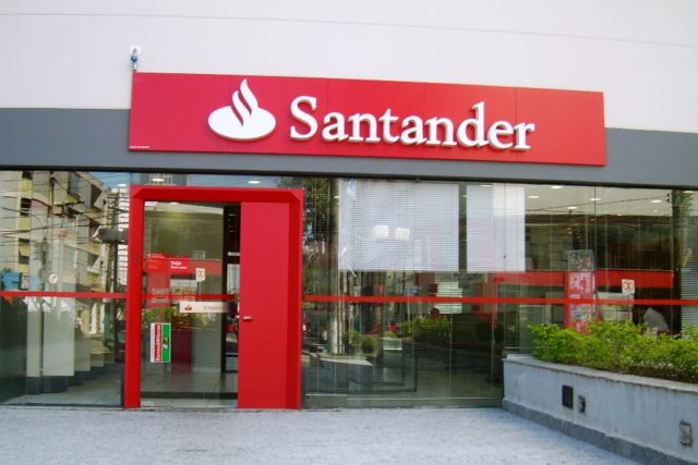 Santander permitirá que empresas 'empacotem' dívidas com carência