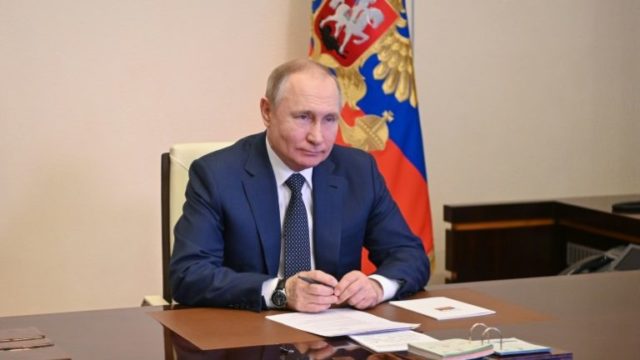 Presidente russo ameaçou empresas que deixaram o país de serem nacionalizadas