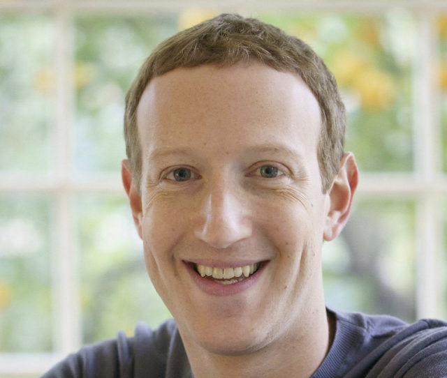 Mark Zuckerberg chegou a oferecer jantar com uma cabra que ele matou pessoalmente