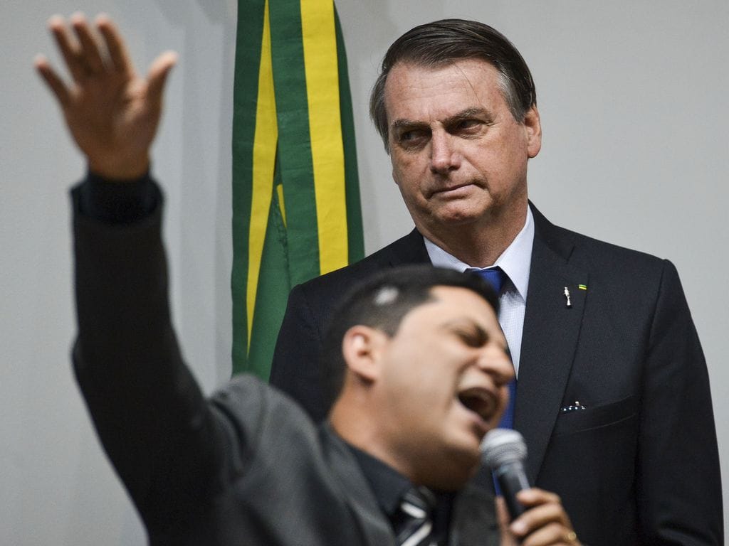Bolsonaro conseguiu enganar parte de sua base eleitoral evangélica e tem ajudado de deteriorar a reputação cristã com relações promíscuas com líderes evangélicos