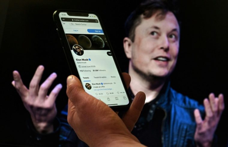 Elon Musk prepara uma oferta de aquisição do Twitter