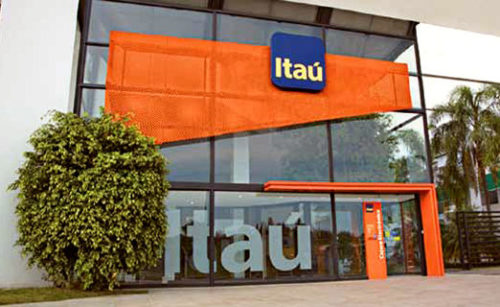 O Itaú Unibanco informou nesta sexta-feira que concluiu a compra de cerca de 11,4% da XP pelo equivalente a 8 bilhões de reais