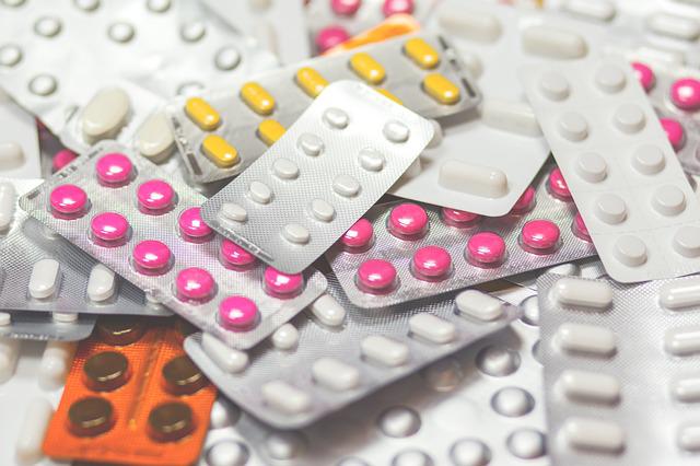 Conforme a Secretaria da Saúde paulista, dos 134 medicamentos distribuídos pela pasta federal, 22 estão em falta no Estado