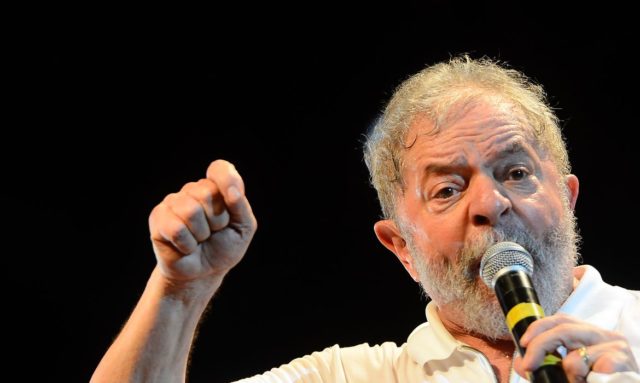O ex-presidente Luiz Inácio Lula da Silva oficializa neste sábado (07/05), em São Paulo, o lançamento da sua pré-candidatura à Presidência da República