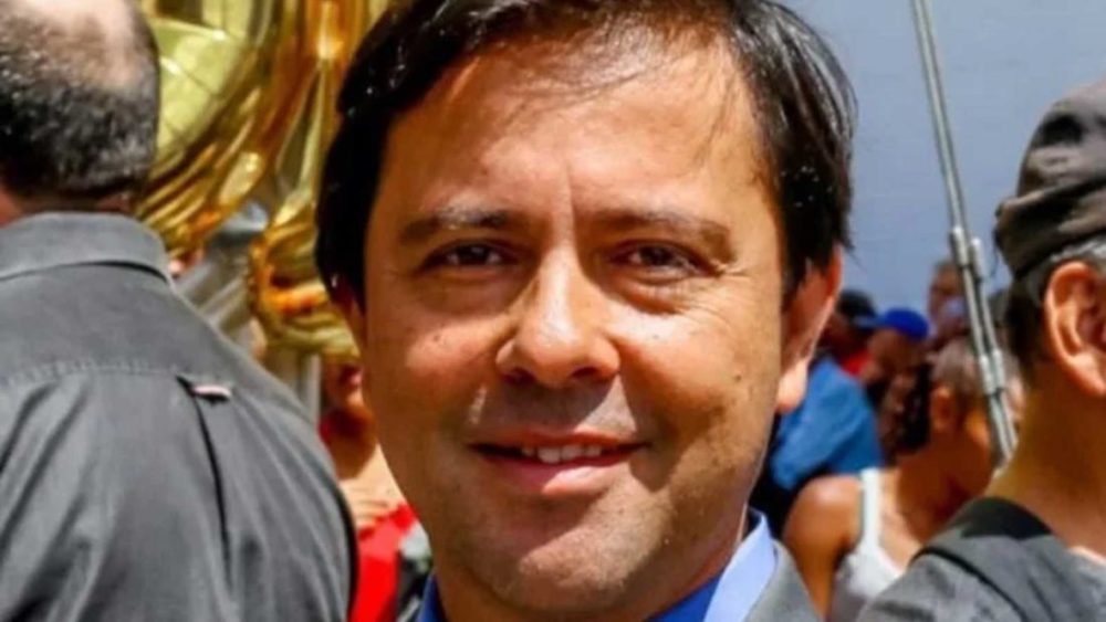 Antônio de Pádua Freitas Moreira Junior conseguiu furar o forte esquema de segurança do casamento de Lula e Janja